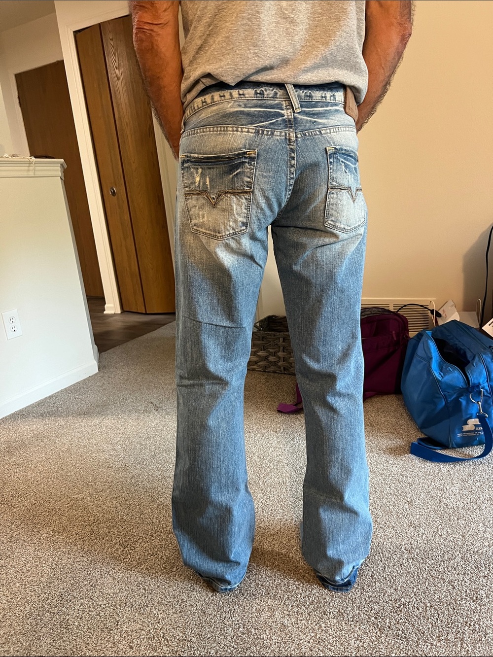 GUESS Falcon Slim Boot Men's Distressed 33/32 Jeans - Picture 2 of 8